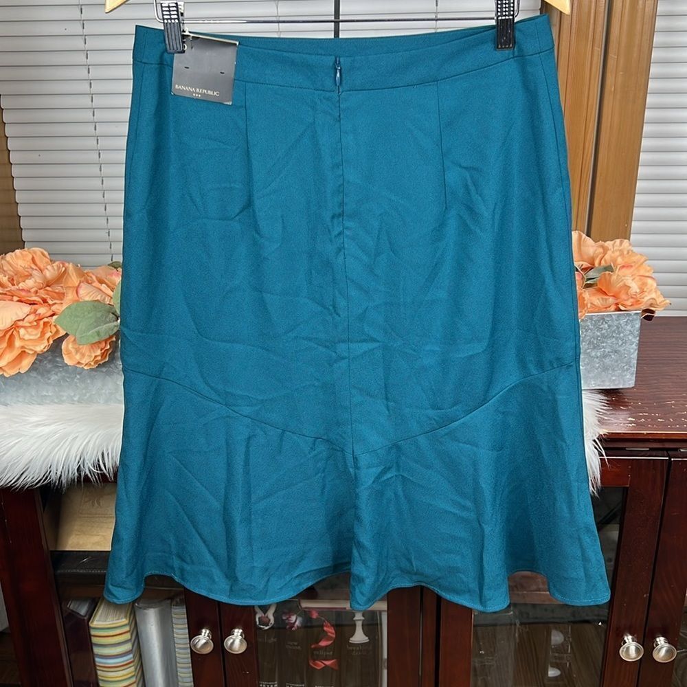 NWT Banana Republic Factory Skirt Size 6 - Picture 2 of 4